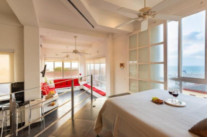 Unique Studio Apartment with Stunning Sea Views